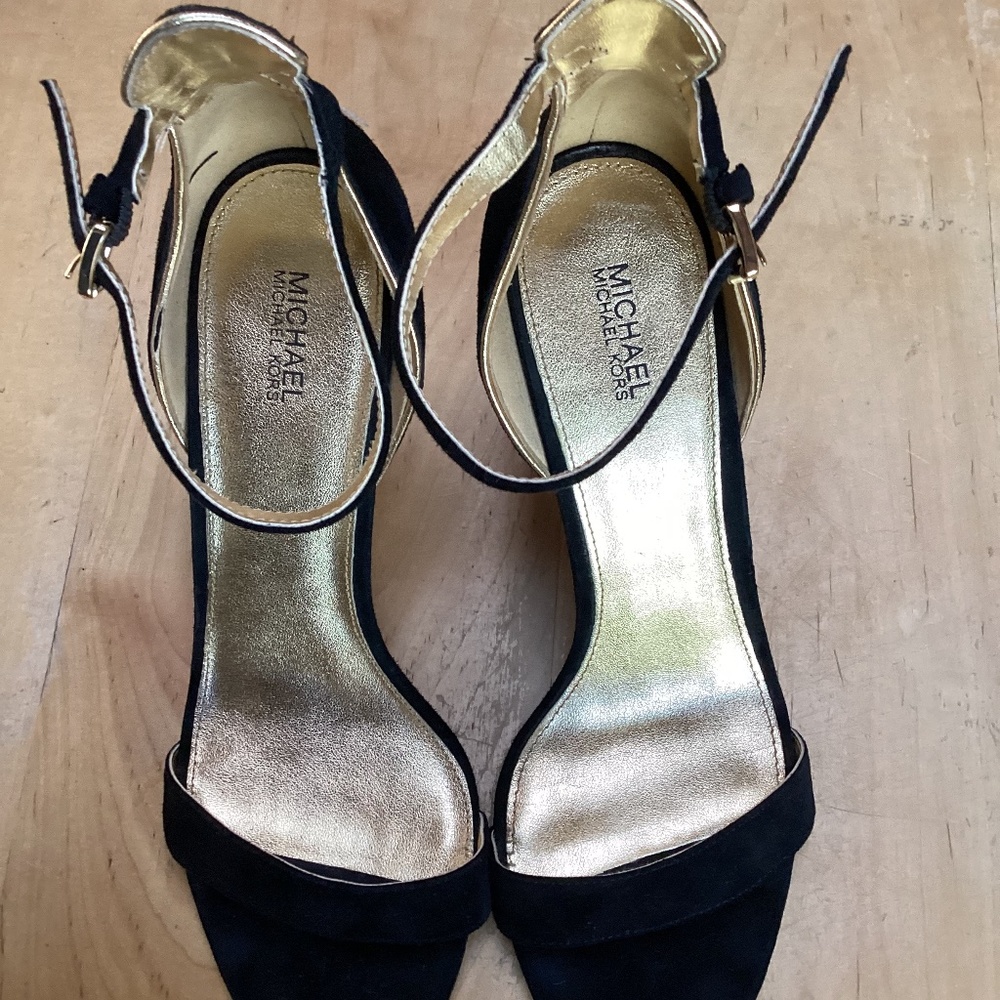 Female black Michael kors shoes, size 8.5